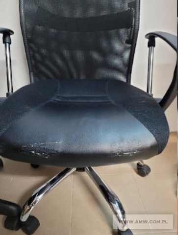 Fotele i krzesła - pakiet zawierający 46 szt. (wg oddzielnego wykazu) 